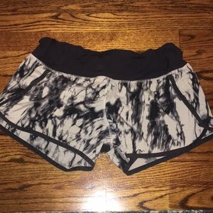 Lulu lemon shorts!!!